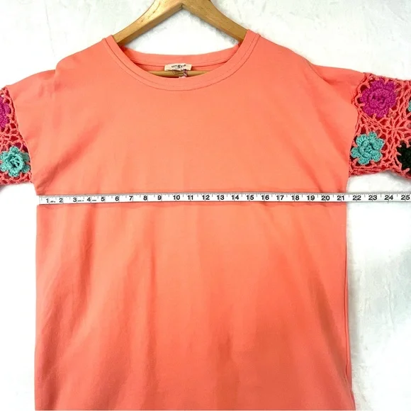 Umgee Floral Crochet Sleeve French Terry Shift Dress Coral Size Small - Picture 8 of 10